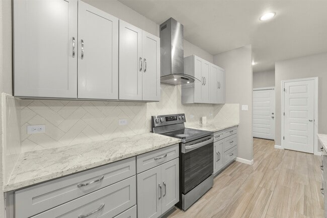 Building Photo - 10242 Bridgeland Ln