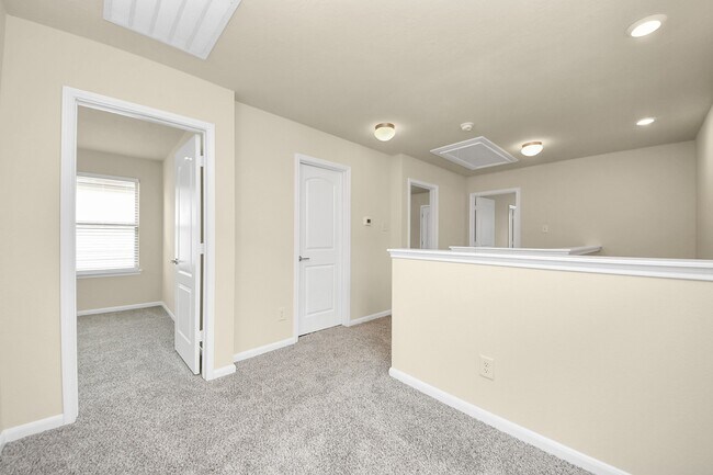 Building Photo - 19245 Reiner Gln Ct