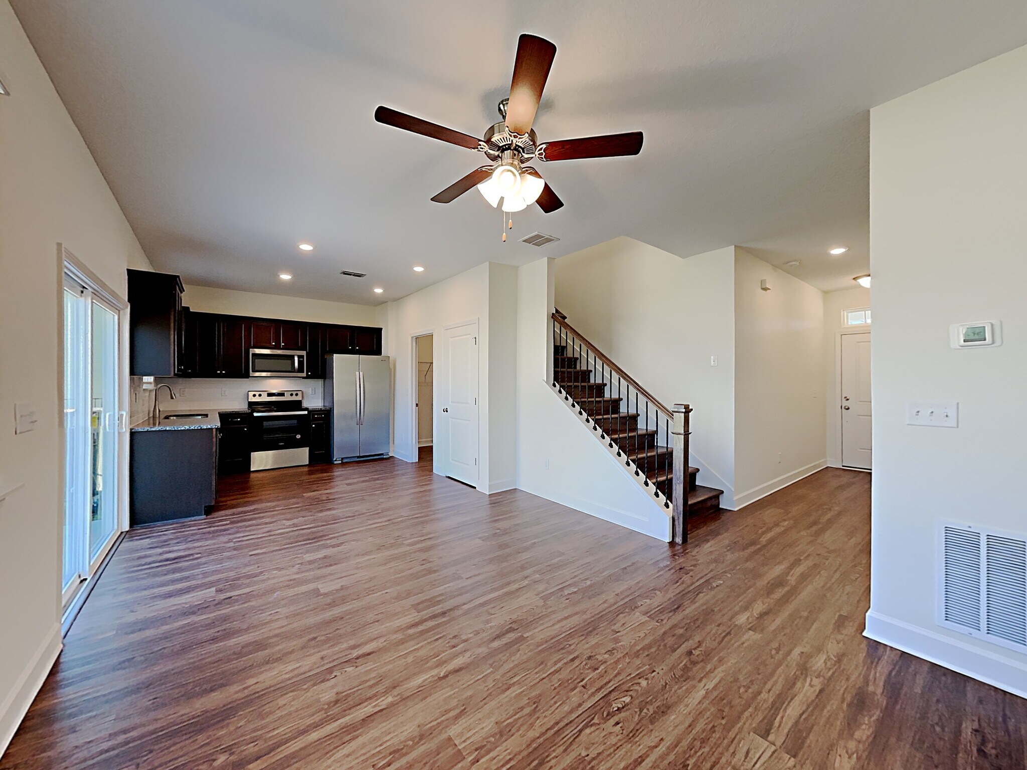 Building Photo - 5945 Hampton Creek Rd