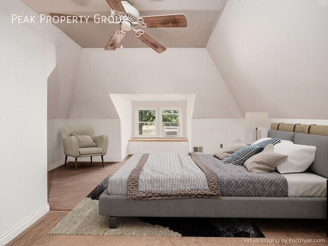 Building Photo - 1400 Summit St