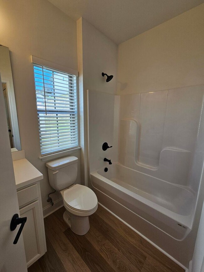 Building Photo - Brand-New Construction in Karns – Washer &...