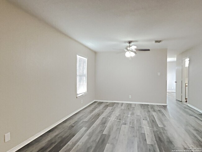 Building Photo - 1111 Ranger Peak