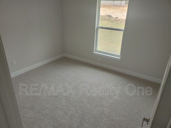 Building Photo - 8398 N Jay Dr