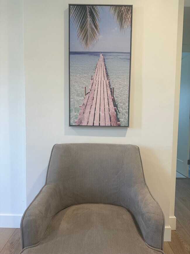 Building Photo - 2303 Amherst Ave