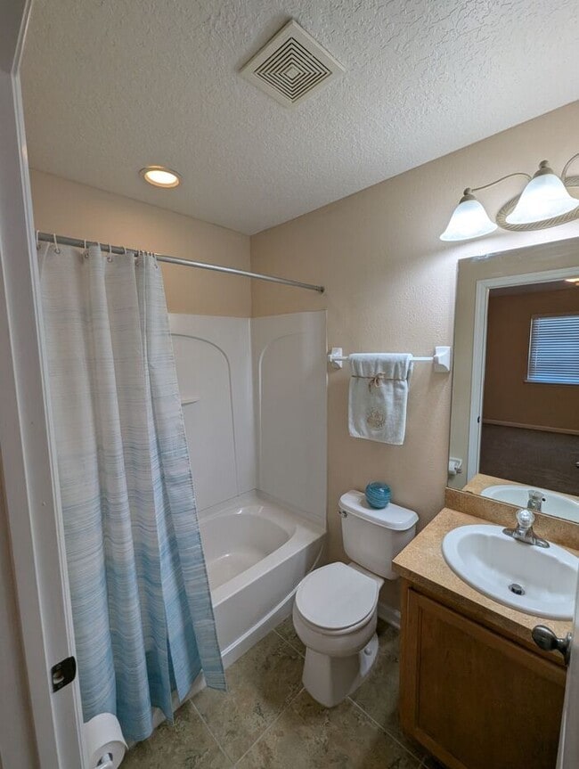 Building Photo - 464 Cabernet Pl