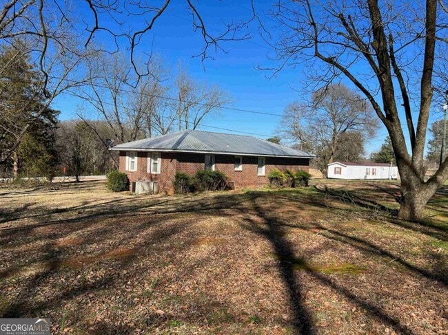 Building Photo - 60 Azalea Dr