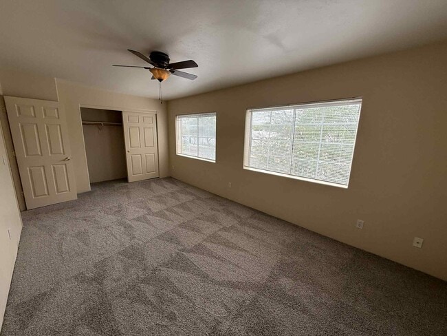 Building Photo - 500 N Forgeus Ave