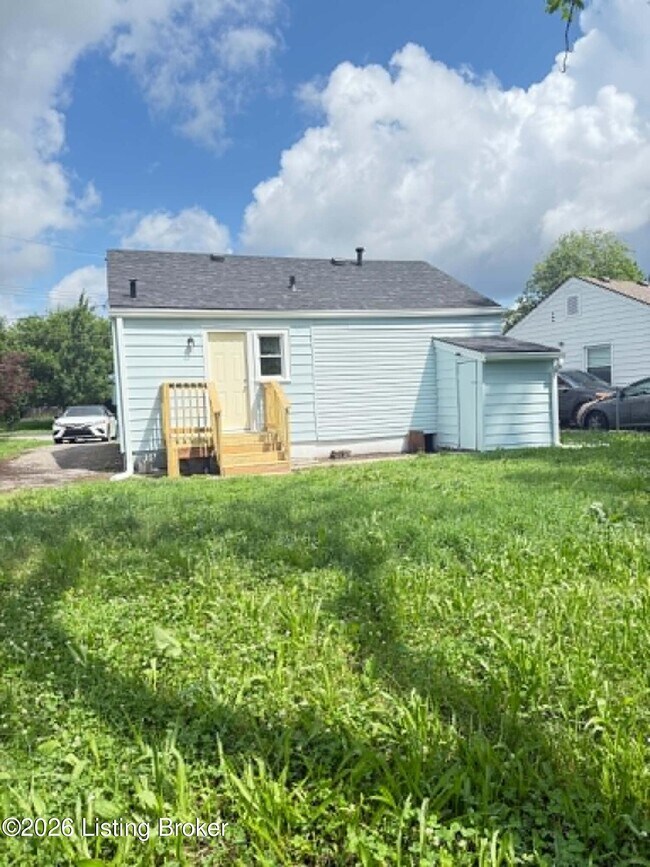 Building Photo - 1022 Stanley Ave