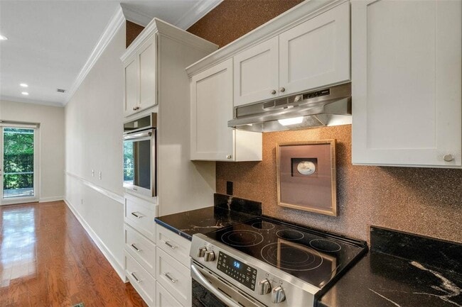 Building Photo - 2702 Prestwick Dr