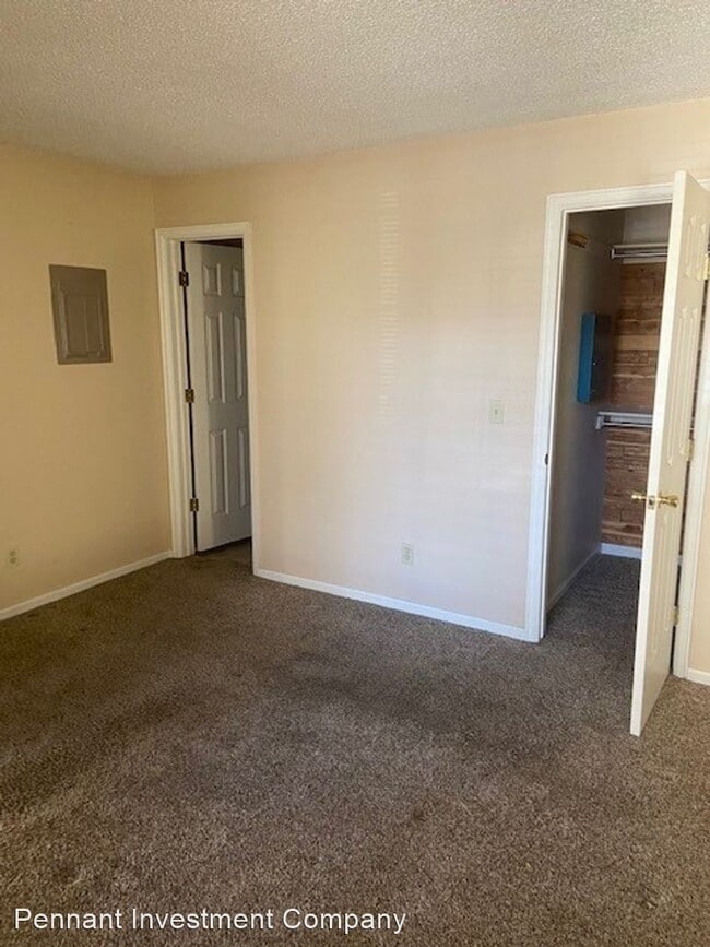 Building Photo - 2 br, 2 bath House - 6036 Gunbarrel Ave Un...