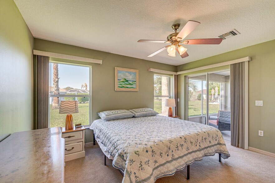 Building Photo - 15870 SW 16th Avenue Rd