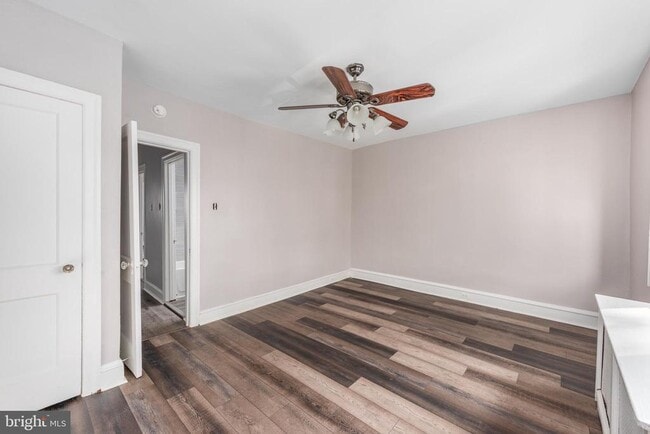 Building Photo - 5645 Lebanon Ave