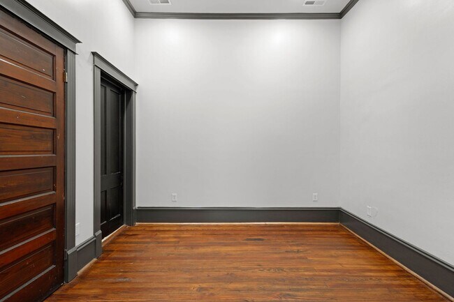 Building Photo - Historic Charm Meets Modern Luxury