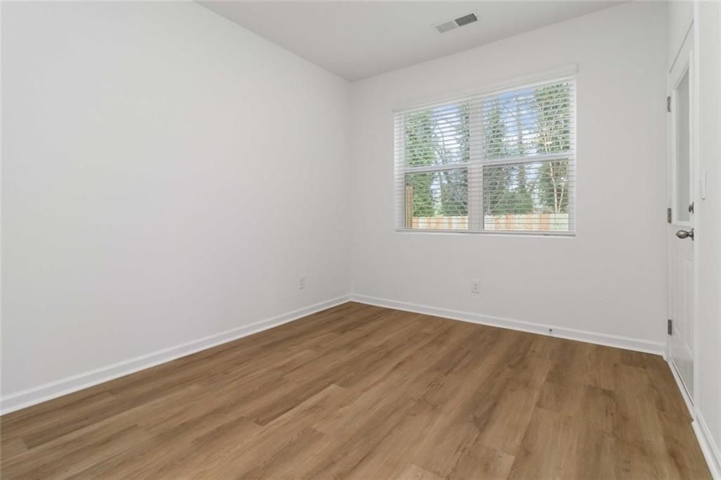 Building Photo - 1332 Lakota Pl