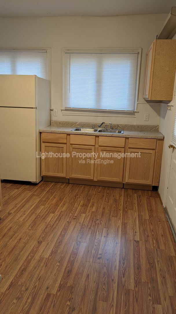 Building Photo - 511 Locust St