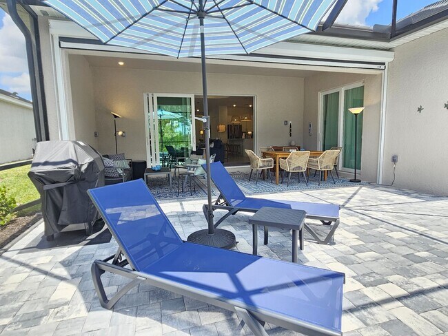 Building Photo - Seasonal Short-Tern 4 Bedroom 3 Bathroom Heated Pool Home in Wellen Golf & Country Club!