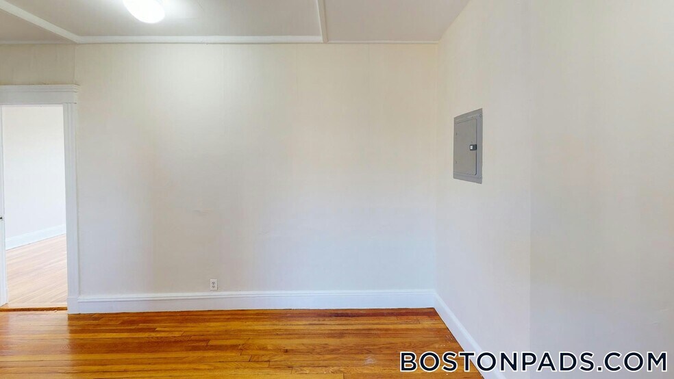Building Photo - 1191 Boylston St