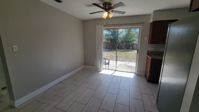 Building Photo - 419 Caballero Rd