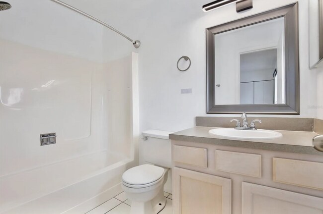 Building Photo - 713 St Matthew Cir