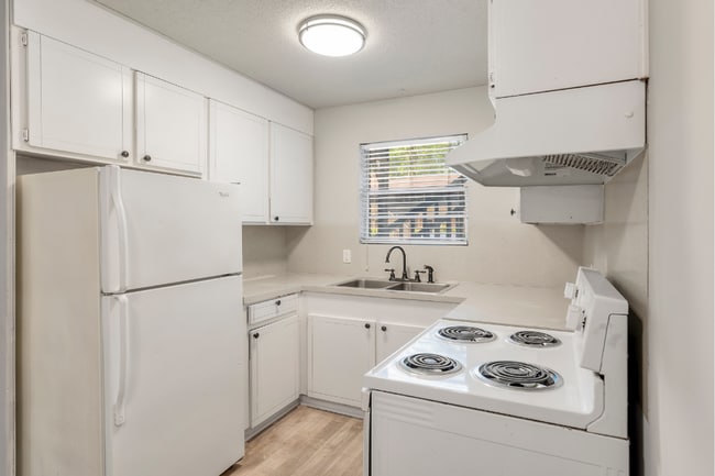 14.png - The Montana Apartments