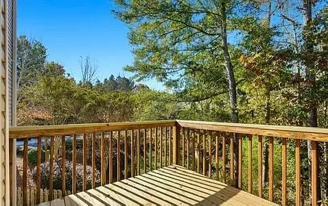 Building Photo - 531 Fox Creek Crossing