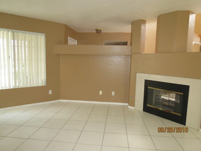 Building Photo - Beautiful Oasis-High Ceiling- Tile and Car...