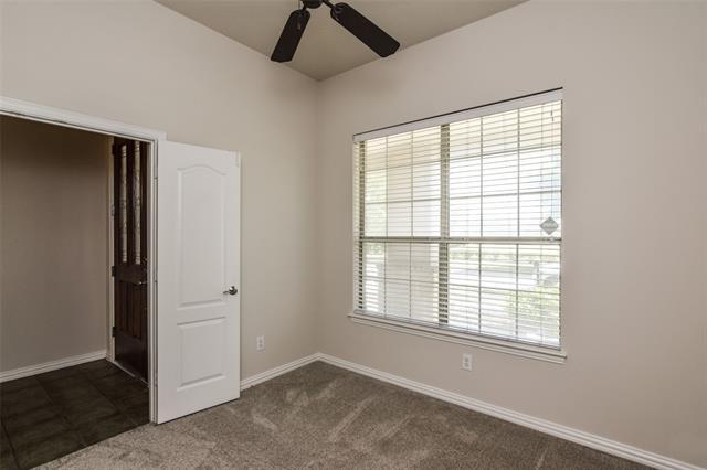 Building Photo - 11839 Westlawn Ln