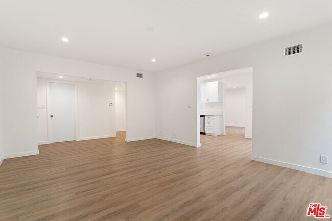Building Photo - 2908 141st Pl