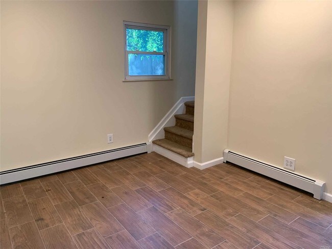 Building Photo - 177 Mastic Blvd