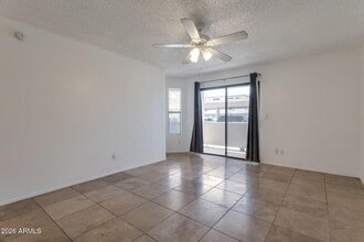 Building Photo - 4850 E Desert Cove Ave