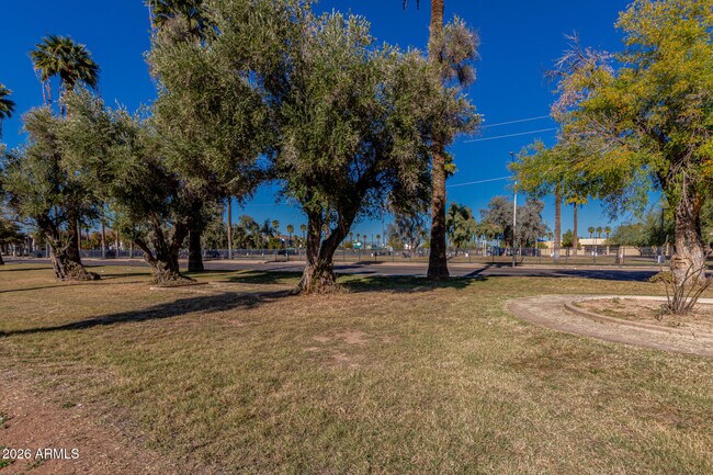 Building Photo - 125 N 11th Ave