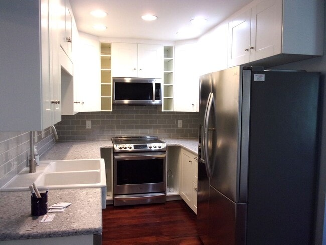 Building Photo - COMING SOON!! 3 Bedroom 2 Bath Home on over 1 Acre in York with Clover Schools