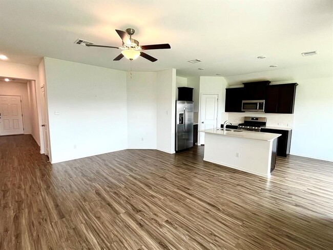 Building Photo - 112 Wolseley Dr