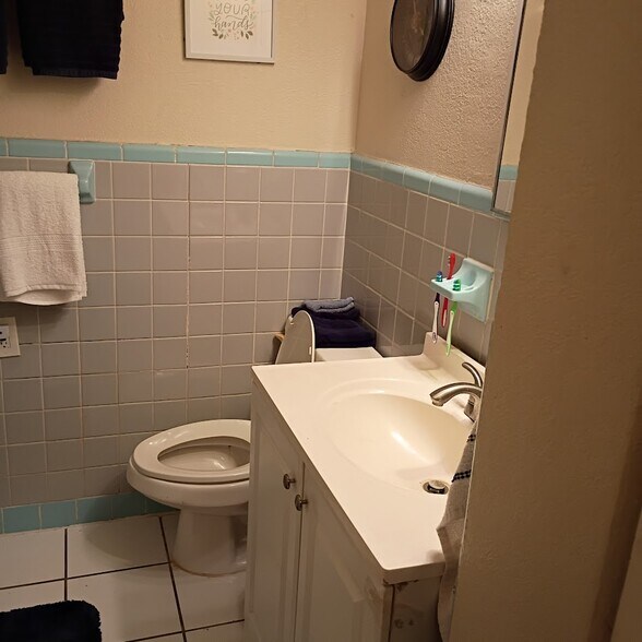 Building Photo - 221 Arthur Avenue