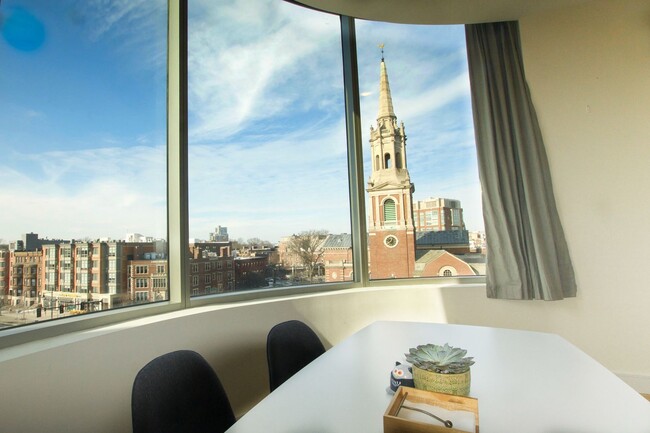 Building Photo - HOT FENWAY LISTING!!!!!