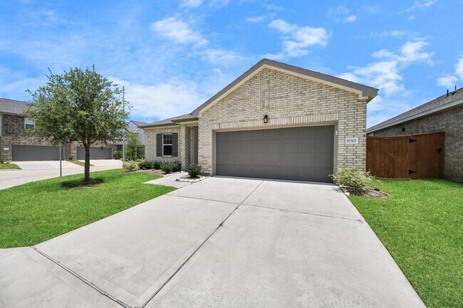 Building Photo - 10307 Malta Trce Dr