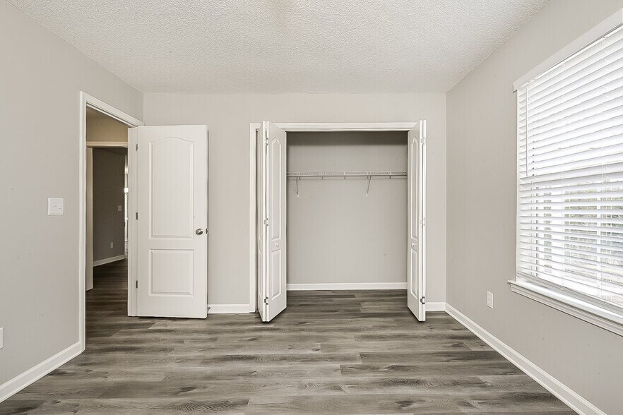 Building Photo - 104 Nanci Ct