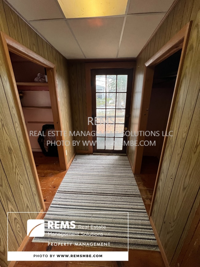 Building Photo - 1016-1016 Vine St