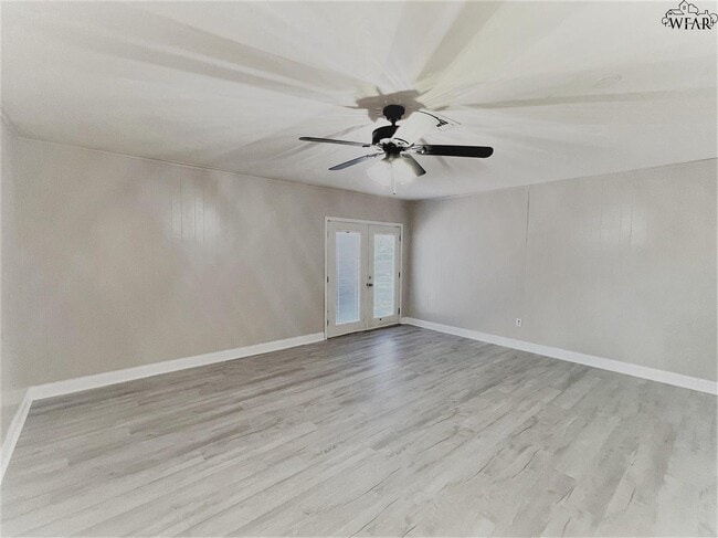 Building Photo - 4612 Summit Dr