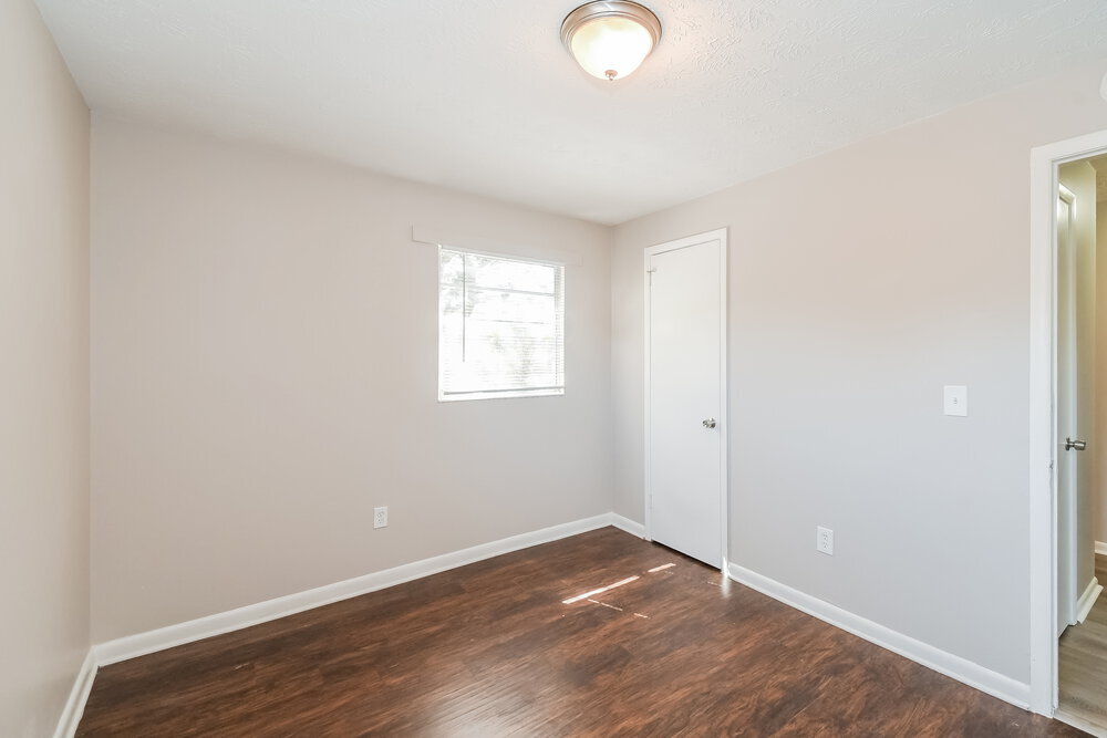 Building Photo - 5664 Minocqua St