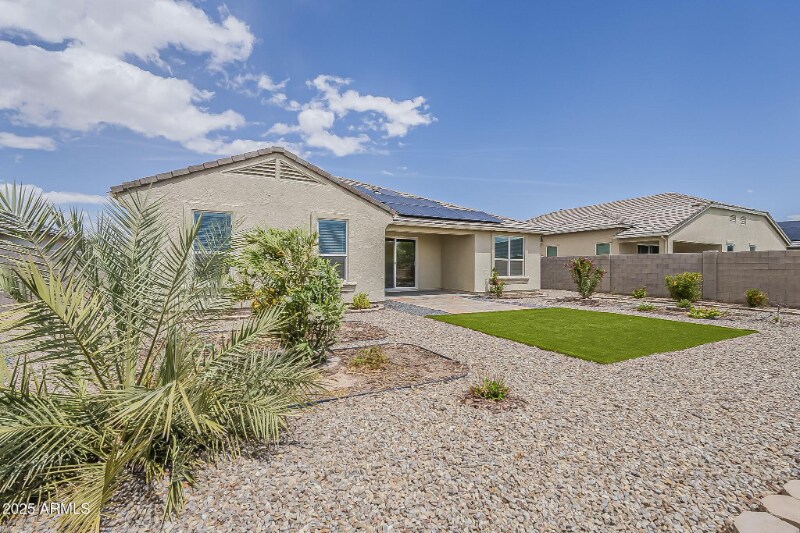 Building Photo - 44587 W Palo Amarillo Rd