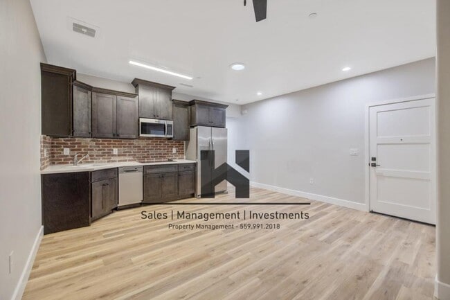 Building Photo - 151 S K St
