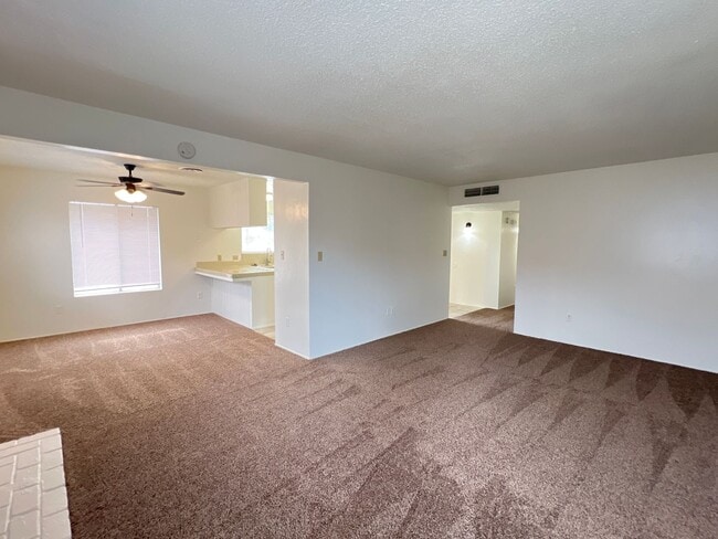 Building Photo - 7mct4712