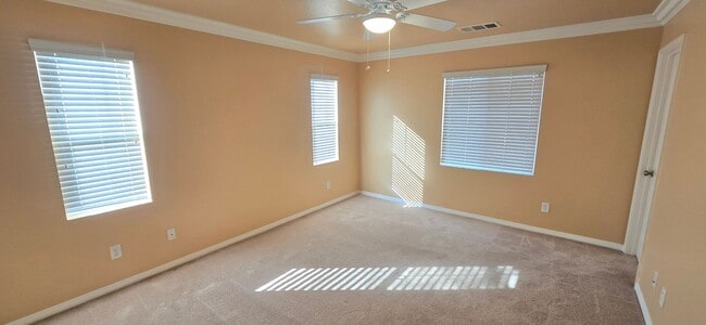 Building Photo - Beautifully maintained 2-bedroom, 2.5-bath with Loft • 1,504 sqft & 2-car garage.