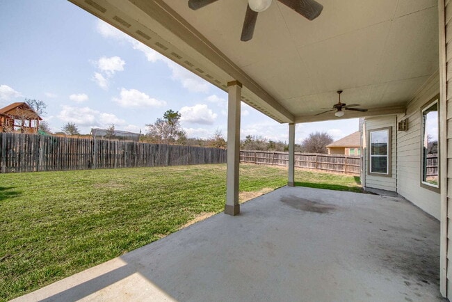 Building Photo - ****Go Big, Then Come Home to Comfort and Style!****
