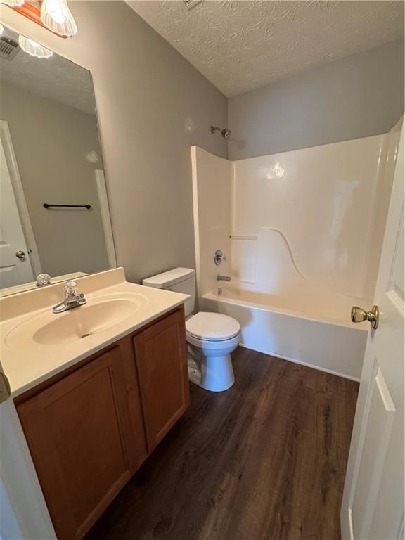 Building Photo - 3609 Beacon Ridge