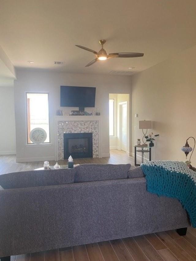 Building Photo - 5576 Tadpole Dr