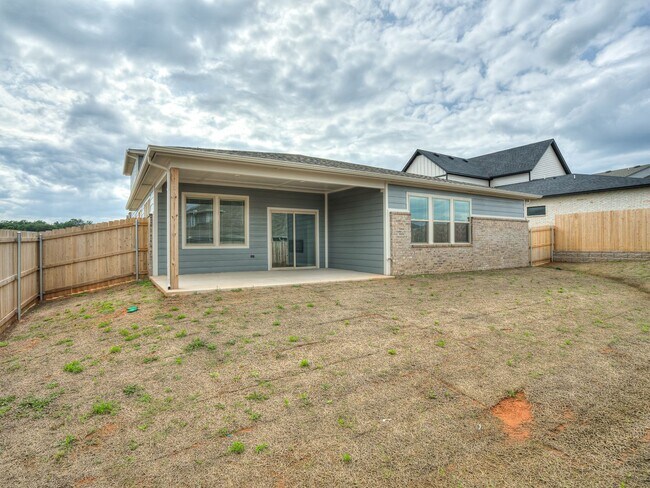 Building Photo - Beautiful New Construction Home in Edmond/...