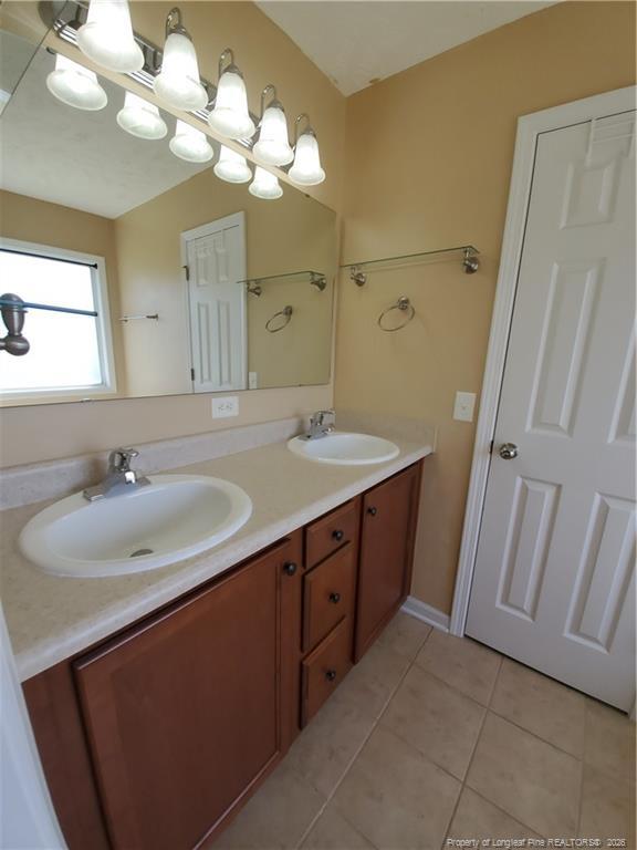 Building Photo - 1665 Kershaw Loop