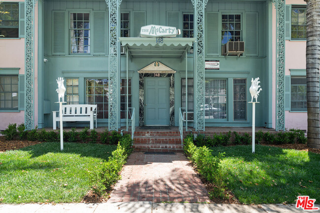Building Photo - 148 S McCarty Dr